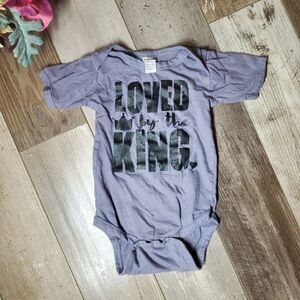 MONAG Gray LOVED BY THE KING Size 6-12 months Baby Onesie Bodysuit 100% Cotton